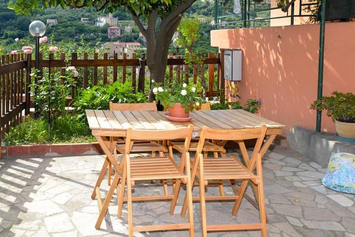 Chambre d’hôte pour 3 personnes, avec vue et jardin dans Finale Ligure - 4