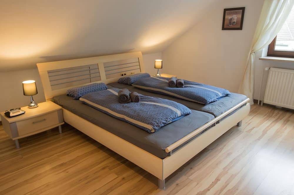 Ganze Wohnung, Ferienwohnung Segeberger See bei Bad Segeberg für bis zu 6 Personen mit Haustier in Klein Rönnau, Kreis Segeberg