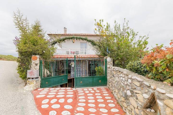 Casa de vacaciones para 6 personas con terraza in Trikala region