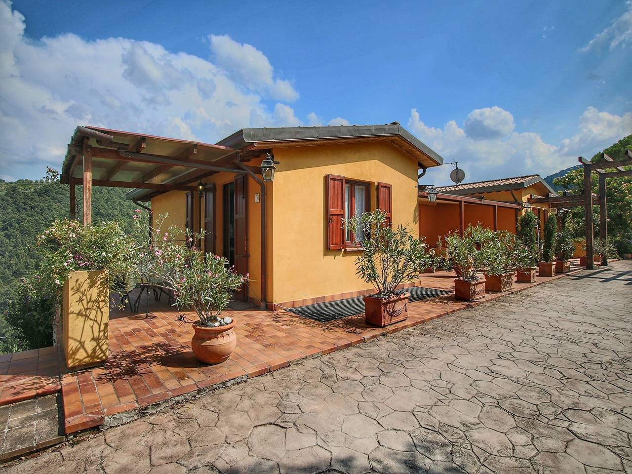 Cottage con piscina che accetta animali domestici in Bettona, Perugia e dintorni