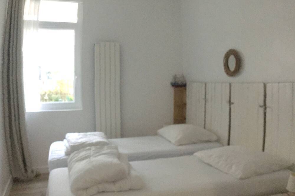 Villa Beach Entrance - Full ground floor with free parking in Ouistreham, Caen region