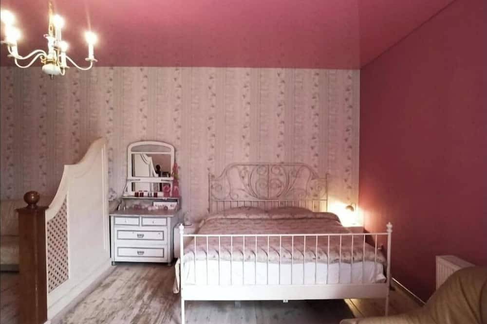 Ganze Wohnung, Retro House in Częstochowa, Schlesien