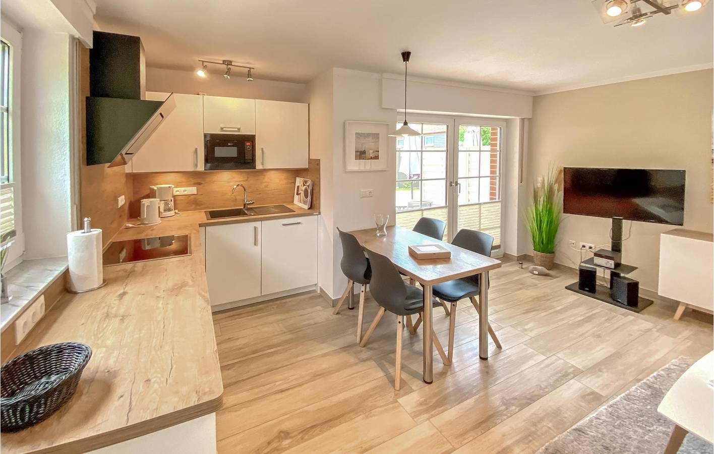 Ganze Ferienwohnung, Appartement am Strand mit Parkplatz und Internet in Gollwitz, Nordwestmecklenburg (Wismar und Umgebung)