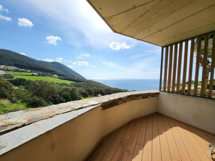 Appartement de vacances pour 4 personnes, avec Balcon ainsi que Terrasse et Vue à Morsiglia
