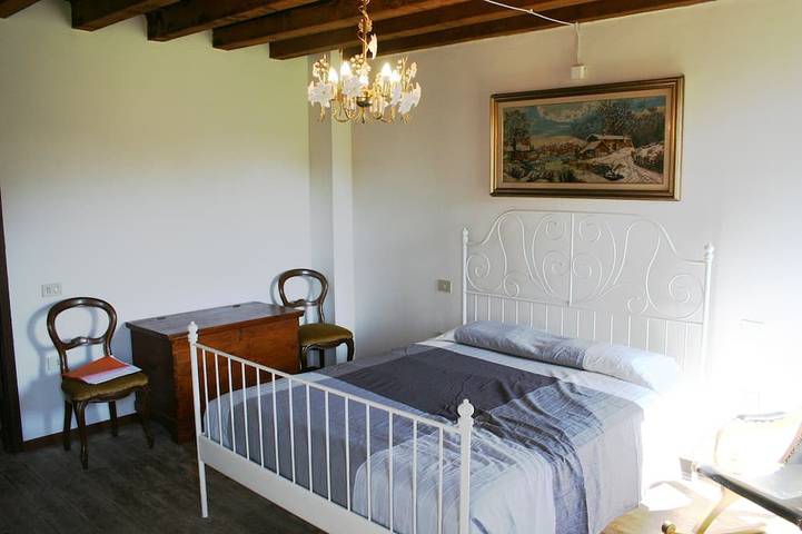 Apartamento entero, Isidoro: apt. de buen gusto, cerca de Peschiera del Garda, rodeado de vegetación in Valeggio sul Mincio, Provincia de Verona