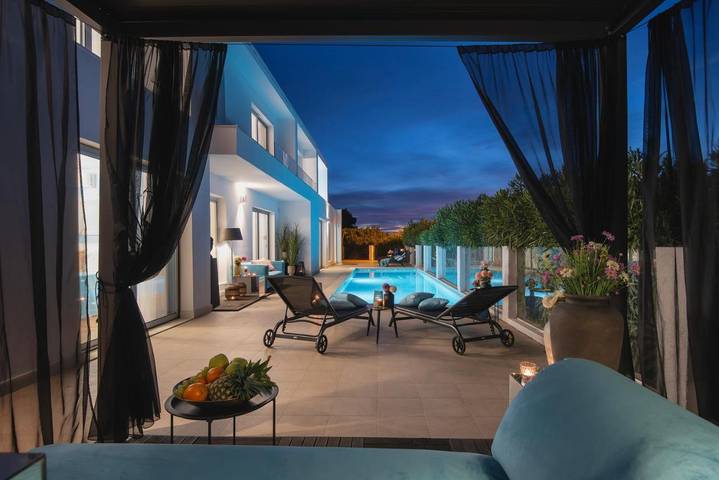 Hôtel pour 2 personnes, avec Terrasse et Jardin ainsi que Piscine et Vue