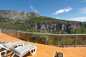 Hôtel pour 2 personnes, avec terrasse à Aiguines