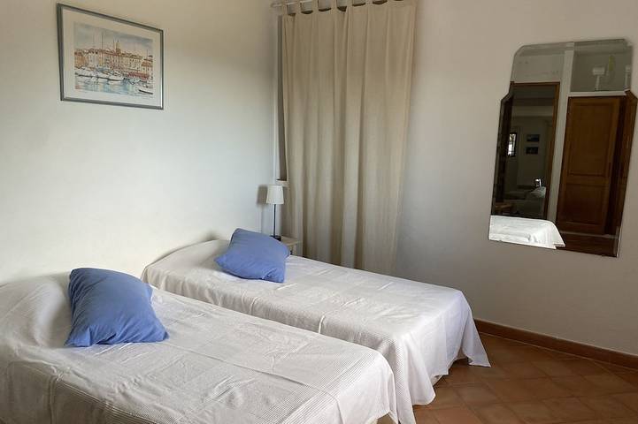 Ganze Wohnung, Le Roumegou :Appatement in einem authentischen fest restauriert in Ramatuelle, Mittelmeerküste (Frankreich)