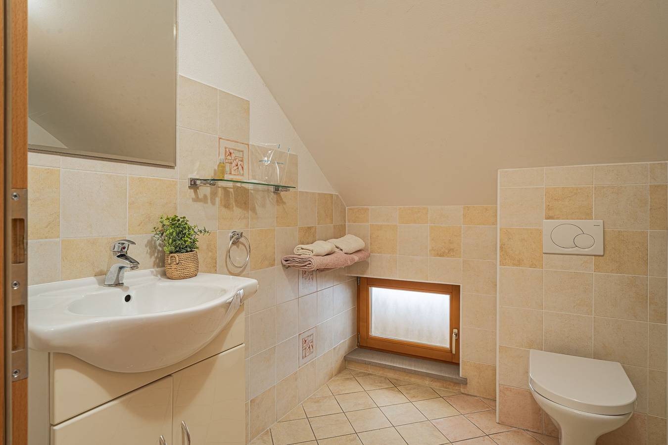 Hotel für 2 Personen mit Balkon in Cerknica, Innerkrain-Karst