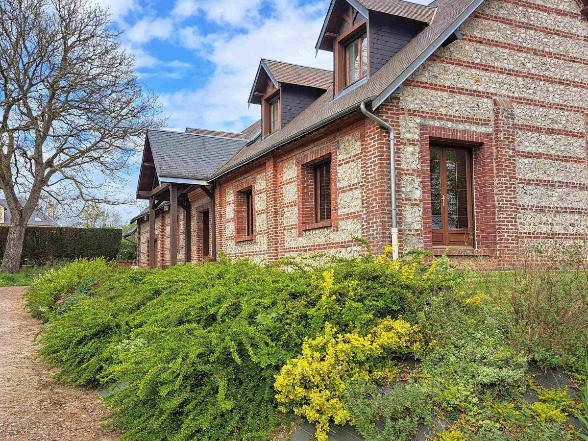 Le Clos des Pensées, Avec jardin, Proche Étretat in Saint-Sauveur-d'Émalleville, Région du Havre