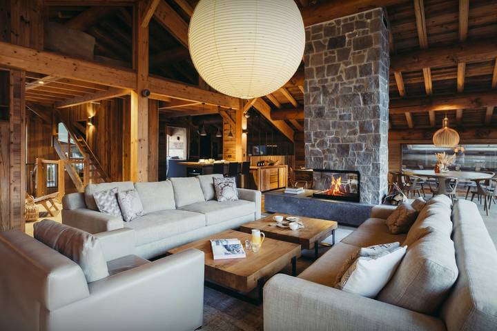 Chalet pour 14 personnes, avec Balcon et Jacuzzi ainsi que Terrasse et Jardin à Saint-Jean-de-Sixt