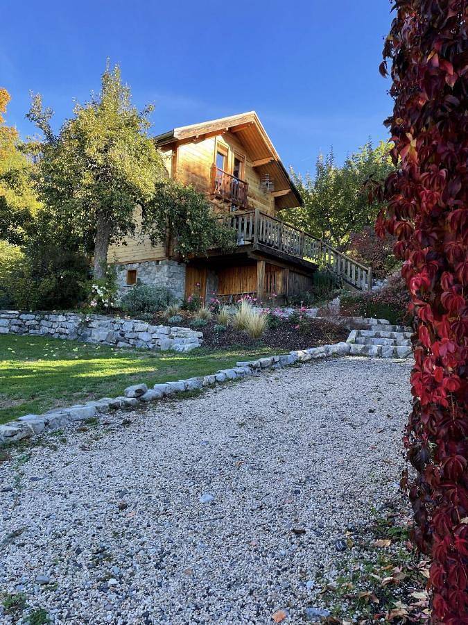 Gîte pour 5 personnes, avec Balcon et Terrasse ainsi que Jardin et Vue à Chorges - 3