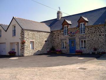 Maison d’hôte pour 3 personnes, avec jardin ainsi que piscine et vue en Ille-et-Vilaine