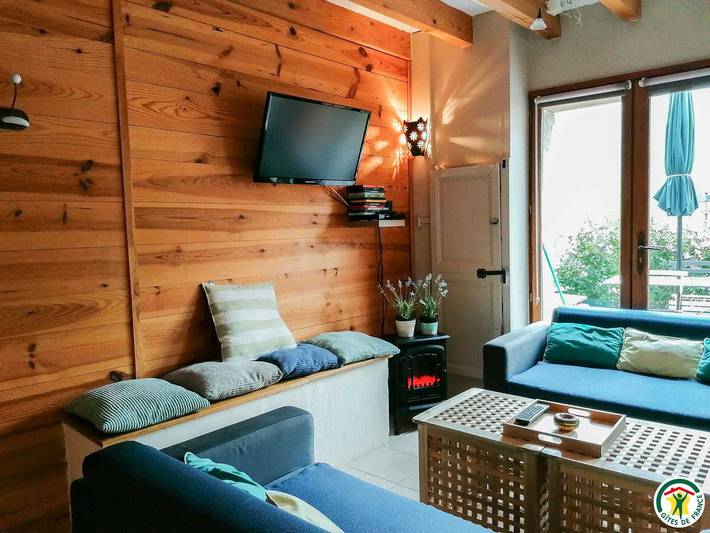 Gîte pour 9 personnes, avec jardin à Cazeaux-de-Larboust - 2