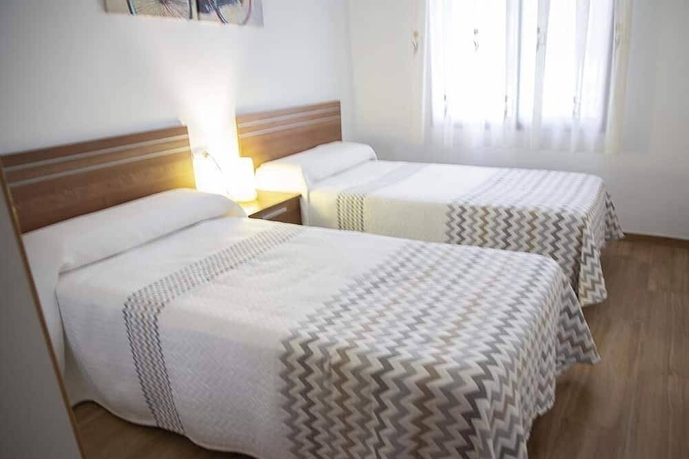 Hermosa villa renovada con piscina privada en parcela de 1300 metros, muy tranquila in Muchamiel, Costa Blanca