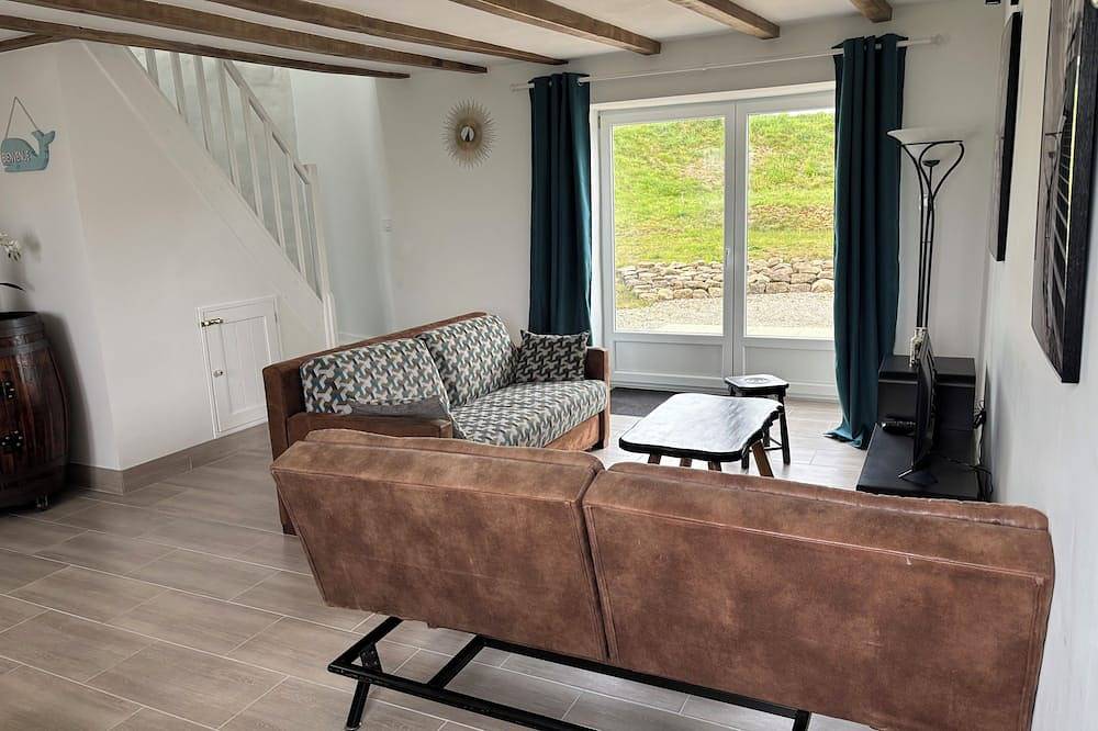 Superbe gîte de 6 pers dans longère au cœur de la campagne Morbihannaise ! in Plumelin, Région de Pontivy