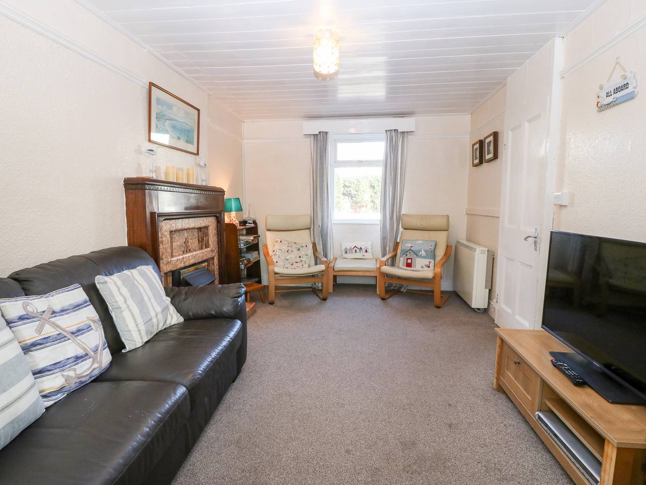 2 Bryn Hyfryd in Abersoch, Gwynedd