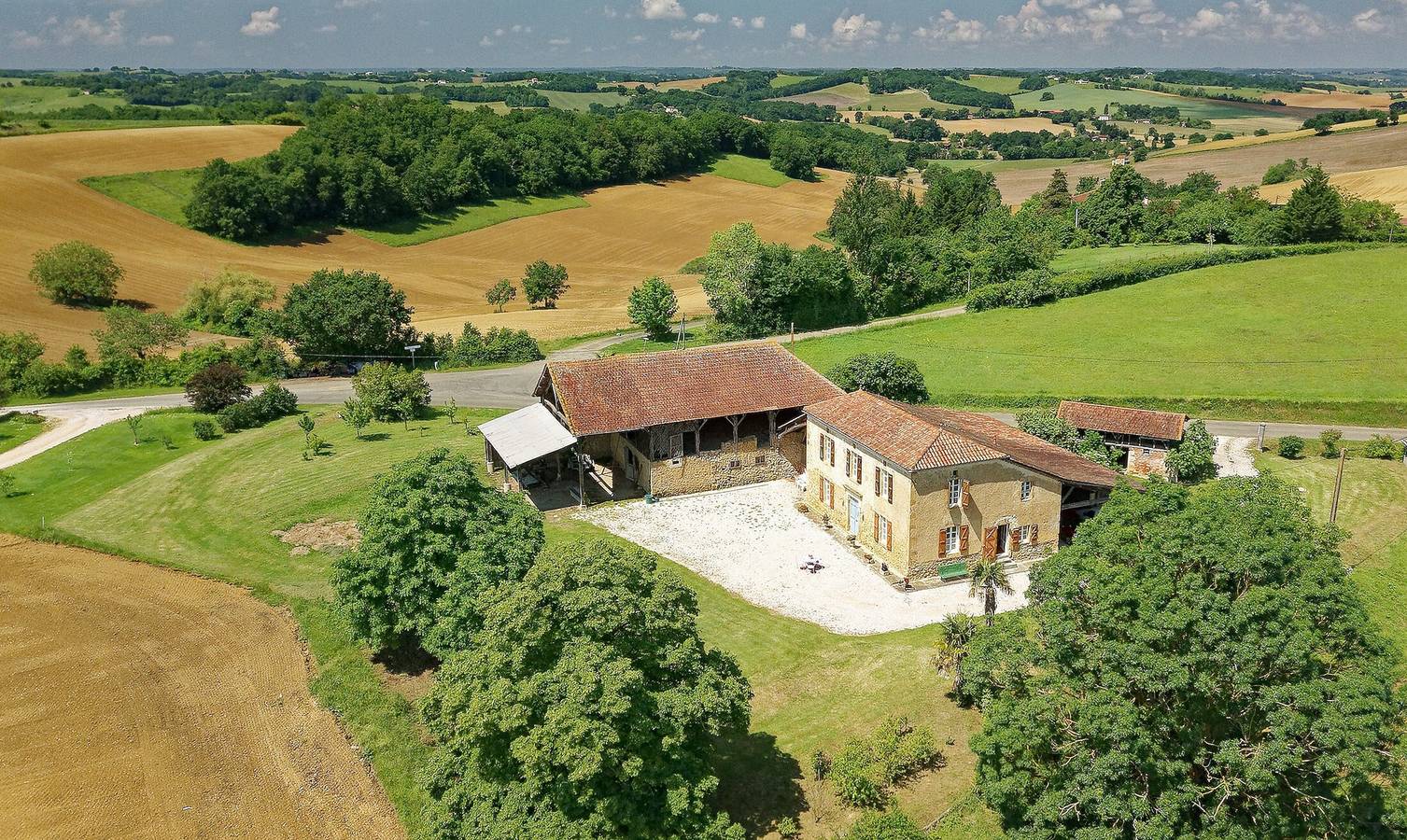 Maison de vacances 'Le Guitou' avec terrasse privée, jardin privé et Wi-Fi in Monlezun, Gers
