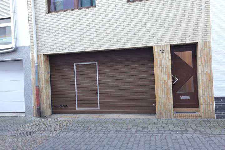 Gîte pour 8 personnes, avec terrasse à Brühl - 2