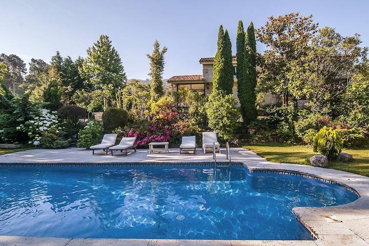 Villa pour 15 personnes, avec jardin, animaux acceptés - 1