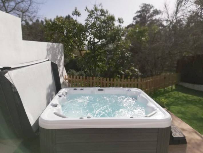 Casa rural para 4 personas, con Jacuzzi y Terraza además de Jardín y Vistas en Moya - 2