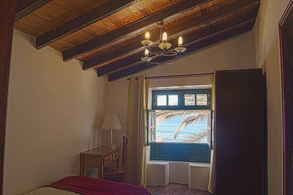 Villa typique avec vue directe sur la mer. Piscine privée. Aucun espace commun. in Las Aguas, San Juan de la Rambla