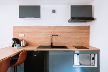 Appartement De Vacances pour 2 Personnes dans Saint-Étienne, Loire, Photo 1