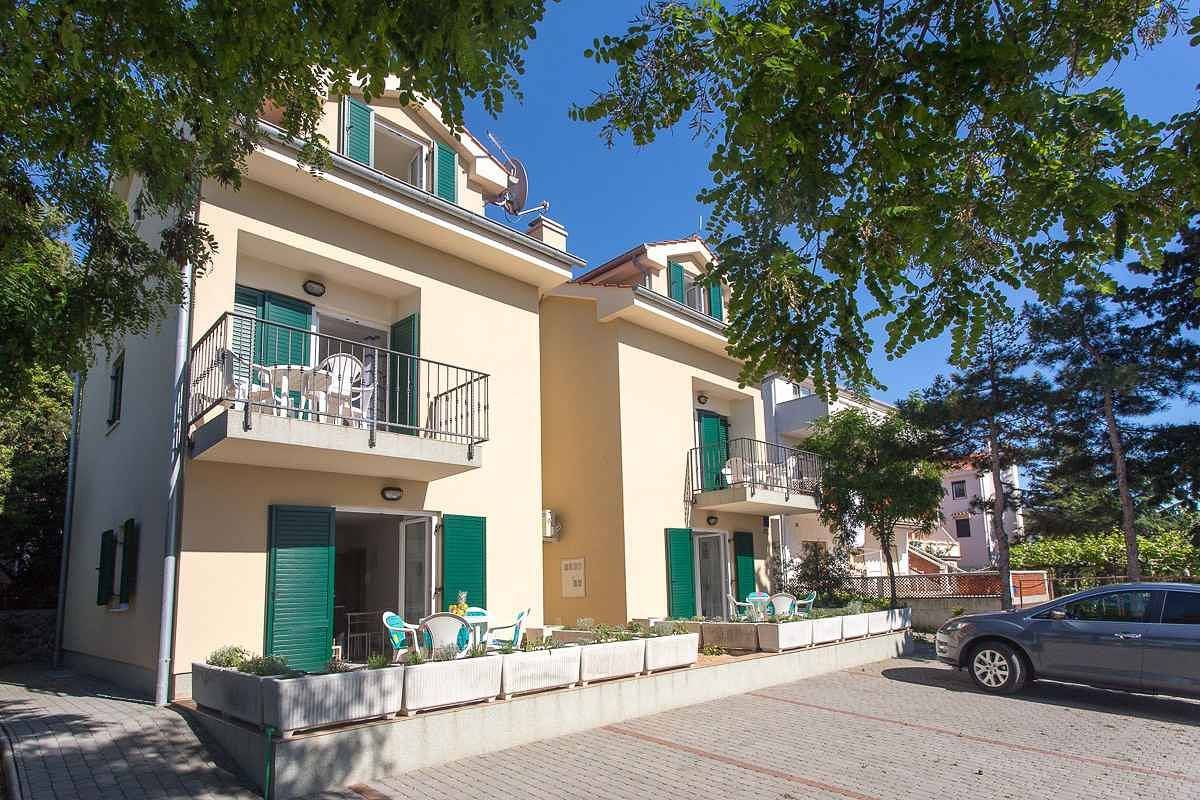 Ganze Ferienwohnung, Ferienwohnung mit Terrasse  in Punat, Krk