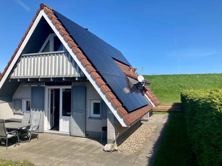 Ferienhaus für 6 Personen, mit Balkon/Terrasse und Garten