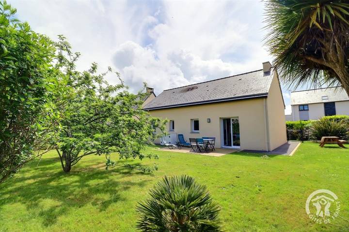 Maison de vacances pour 4 personnes, avec Terrasse ainsi que Jardin et Vue à Pleurtuit