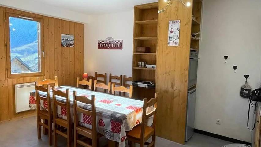 Gîte pour 12 personnes, avec Piscine à Saint-Jean-d'Arves - 2
