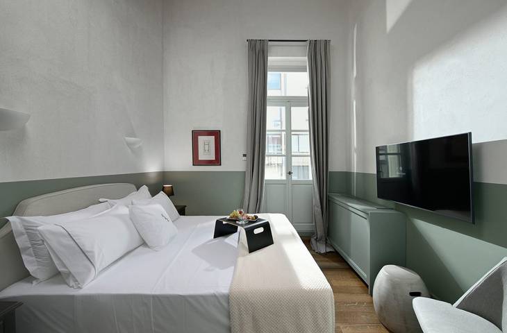 Beautiful Athens Apartment | 1 Bedroom | Apartment Gildarts | Furnished Balcony Overlooking the City | Athinaidos in Centralna część Aten, Ateny