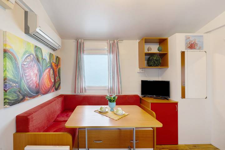 Mobile Home 'Casa Mobile 12' with Shared Garden and Wi-Fi in Triscina, Castelvetrano (Kommune)