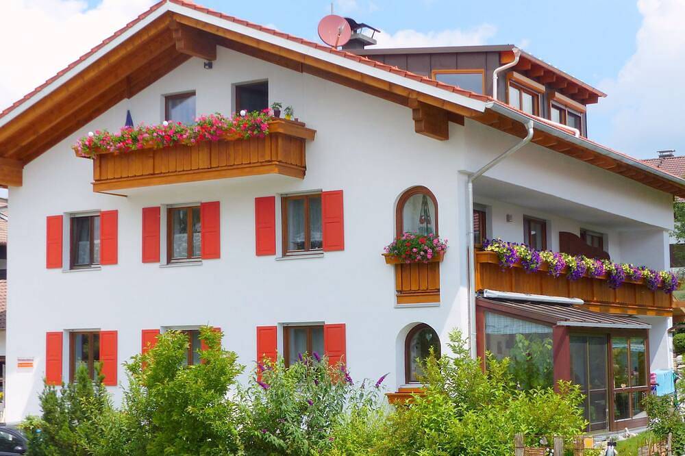 Geheel appartement, Ruime, uitnodigende appartement in de buurt van Füssen in de Allgäu, in de buurt van Schloss Neuschwanstein, Dsl (Wlan) incl. in Hopferau, Zwaben (Bayern)