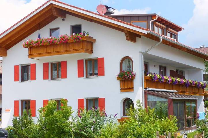Ferienwohnung für 5 Personen, mit Balkon am Hopfensee