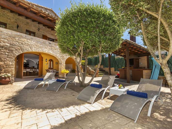 Location de vacances pour 8 personnes, avec jardin et piscine, animaux acceptés à Calonge - 2