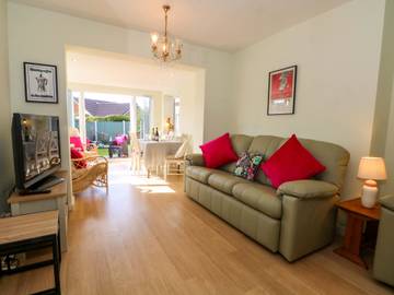 Cottage for 6 People in Chester, Cheshire, Photo 2