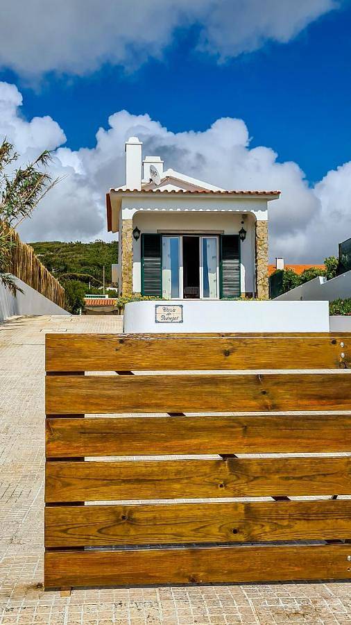 Casa de férias para 4 pessoas, com jardim e vista em Magoito