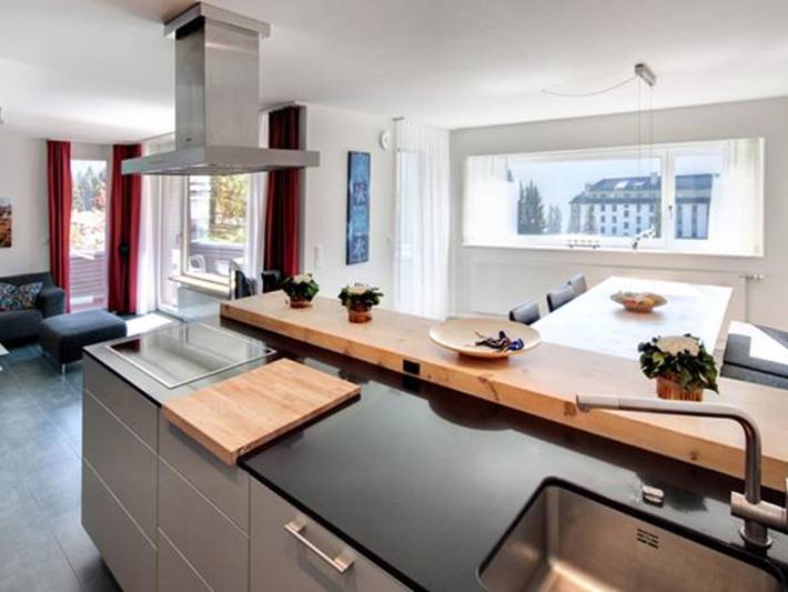 Ferienwohnung für 7 Personen, mit Terrasse in Arosa