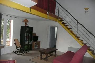 Gîte pour 4 Personnes dans Mazan, Parc naturel régional du Mont-Ventoux, Photo 3
