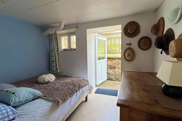 Beautiful family seaside villa 200m from the beach in Jullouville, Côte de la Déroute