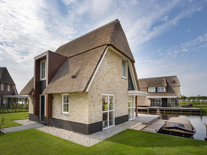Villa für 6 Personen, mit Sauna und Terrasse sowie Garten - 1