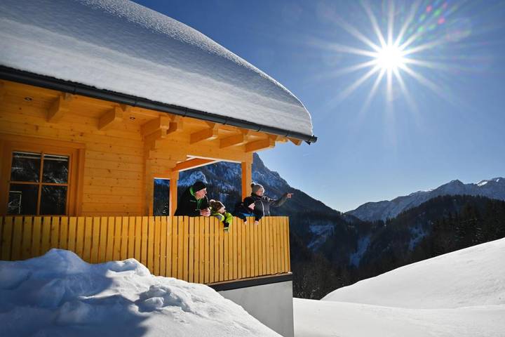 Location de vacances pour 6 personnes, avec Balcon et Jacuzzi ainsi que Terrasse et Jardin à Solčava