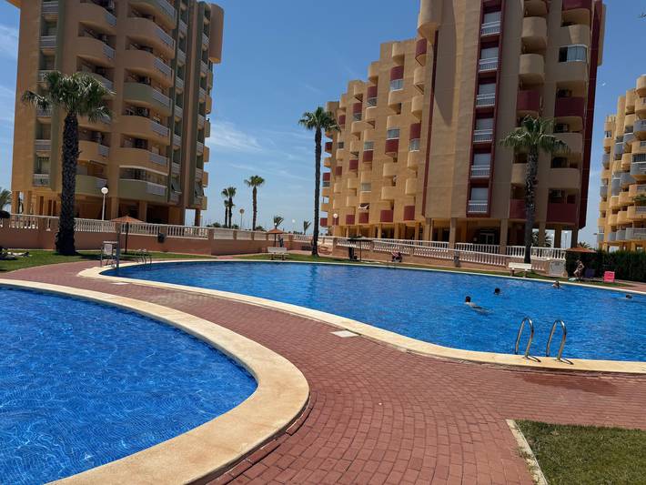 Apartamento para 6 personas, con Balcón y Jardín en La Manga
