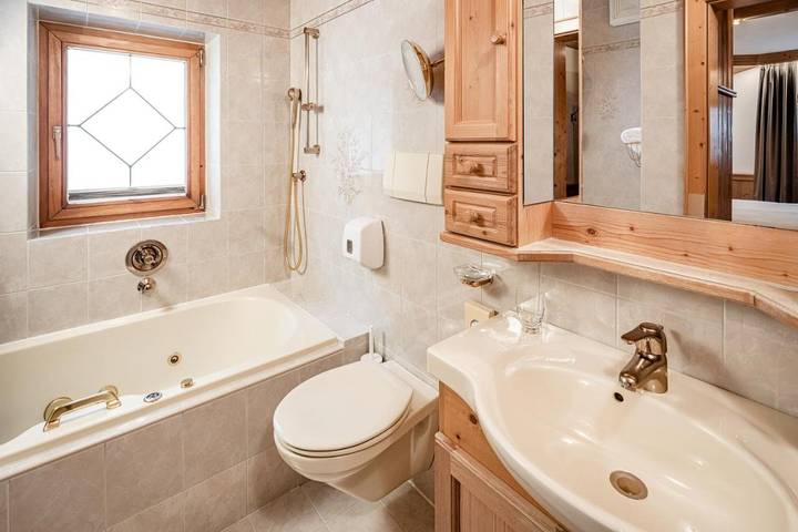 Chambre d’hôte pour 2 personnes, avec sauna ainsi que vue et jardin, animaux acceptés à Wolkenstein - 4