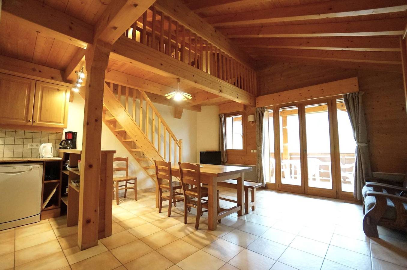 Entire holiday apartment, Slopes and Heart of Village and Large Terrace in Le Grand-Bornand, Annecy region