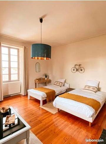 Chambre d’hôte pour 4 personnes, avec vue et sauna ainsi que terrasse et jardin à Le Bernard