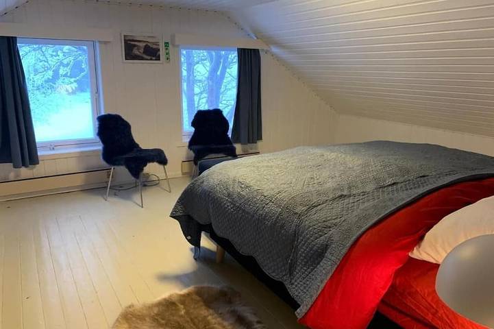 Liebevoll renoviertes Fjordhouse in Malsnes mit eigenem Strand in Målselv