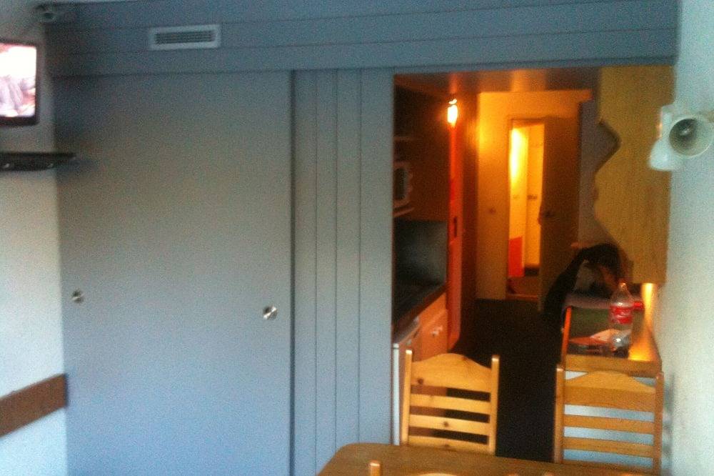 Ganze Wohnung, Charmantes Studio in Les Arcs 1800, am Fuß der Pisten, im Dorf in Arc 1800, Bourg-Saint-Maurice