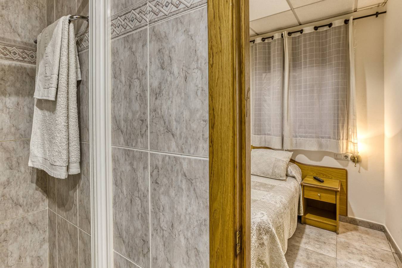 Single Room at Hostal la Barretina in Figueres, Upper Empordà